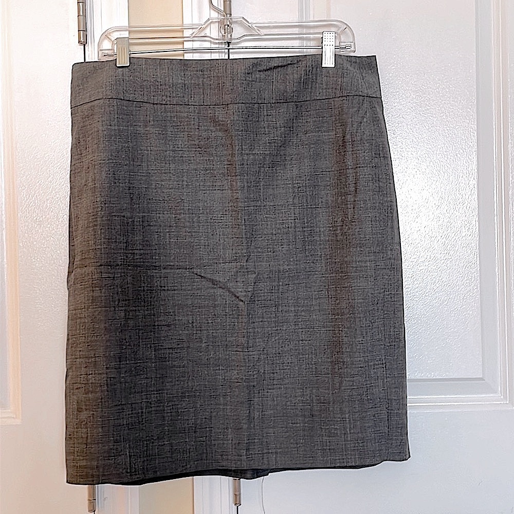 Banana Republic Stretch Gray Wool Skirt; Lined; Sz 14; Great for Fall & Winter!